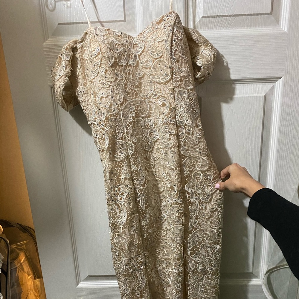 Size 4 Ivory midi lace dress.